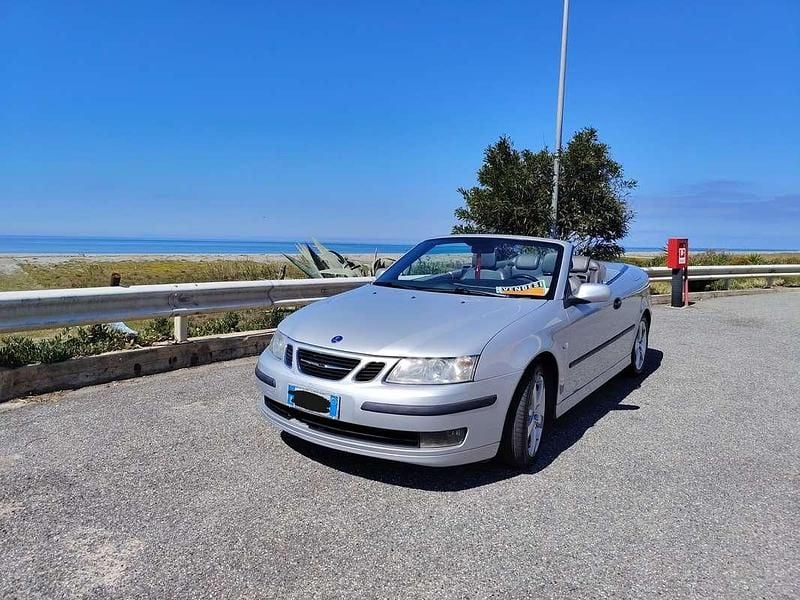 Usata Saab 9-3 Cabriolet Vector 150 CV (110 kW) 2006 Argento Cabrio