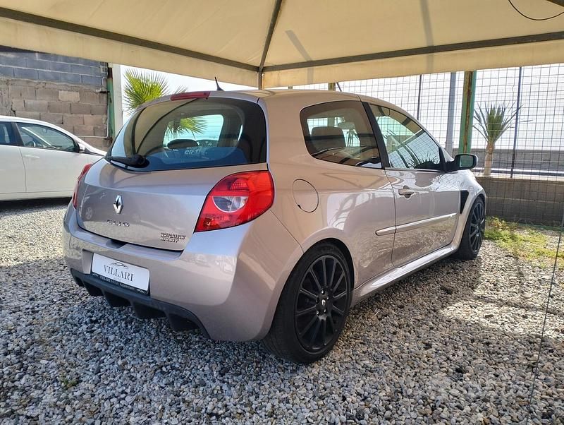 Usata Renault Clio II R.S. 200 CV (147 kW) 2008 Grigio Berlina