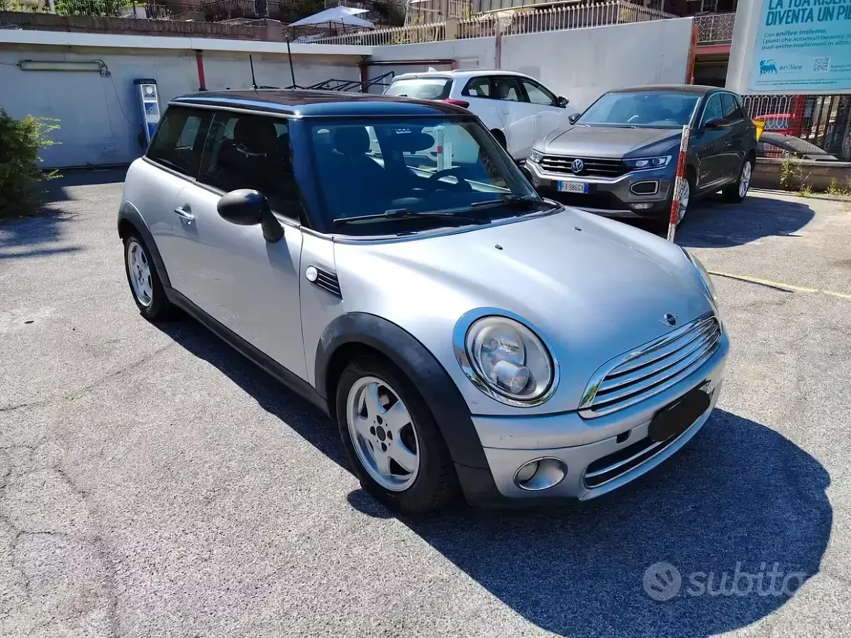 Usata Mini Cooper D Chili 109 CV (80 kW) 2008 Grigio Utilitaria