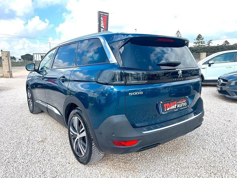 Usata Peugeot 5008 Allure 131 CV (96 kW) 2021 Blu SUV