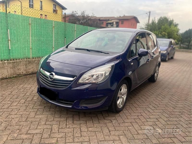 Usata Opel Meriva Cosmo 120 CV (88 kW) 2016 Blu Monovolume