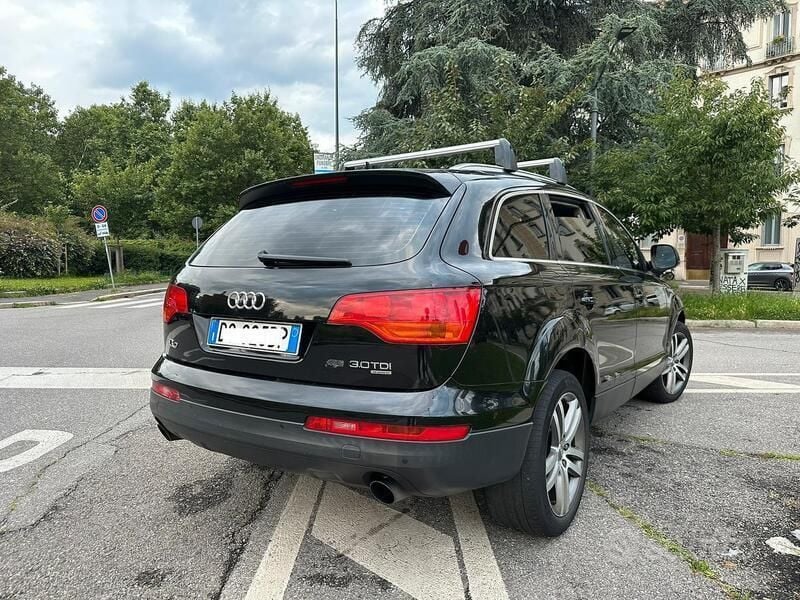 Usata 2008 Audi Q7 SUV | 6990 € (Super prezzo) - Immagine 1/4