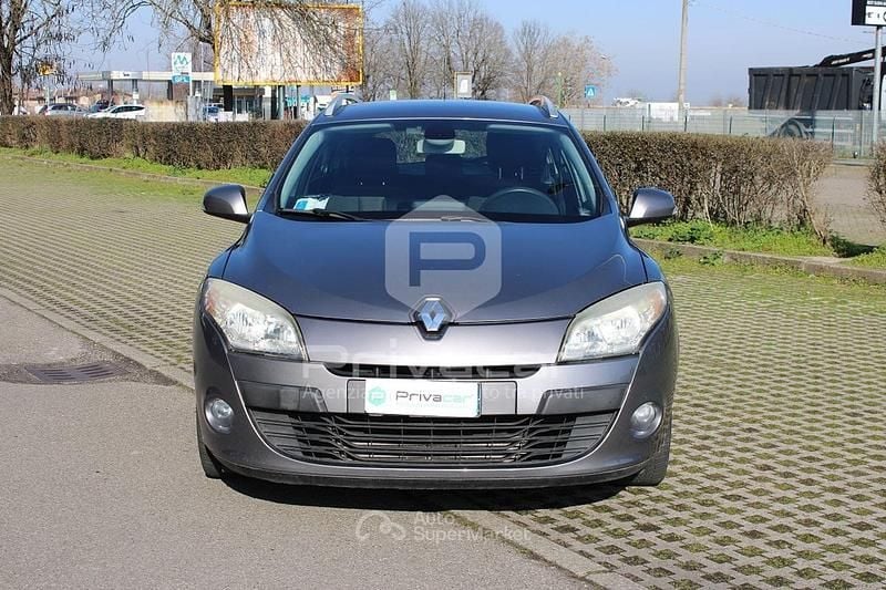 Usata Renault Mégane GrandTour Dynamique 110 CV (80 kW) 2010 Gray Station wagon