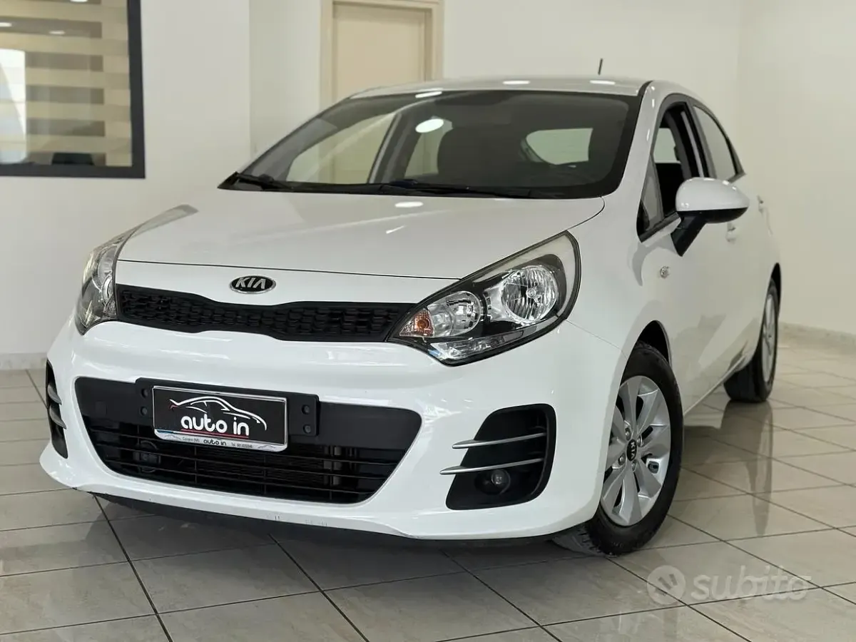 Usata Kia Rio 75 CV (55 kW) 2016 Bianco Utilitaria