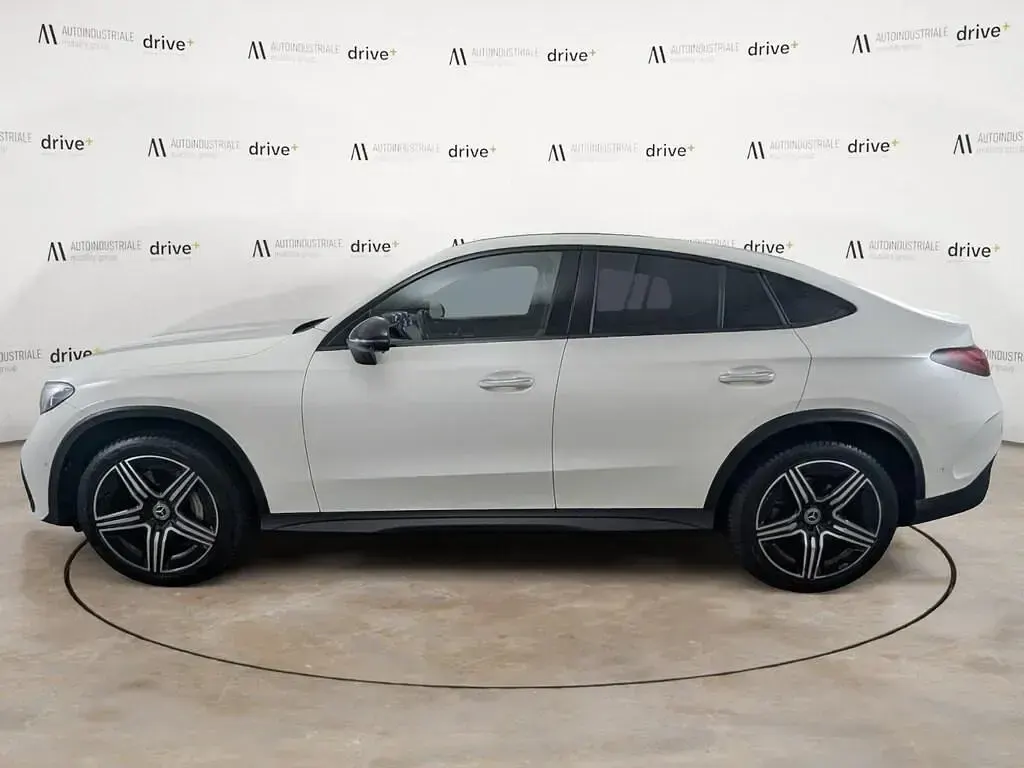 Usata Mercedes GLC220 AMG Line Premium 197 CV (144 kW) 2023 Bianco polare SUV