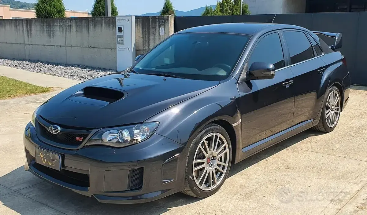 Usata Subaru Impreza 300 CV (220 kW) 2012 Grigio Berlina