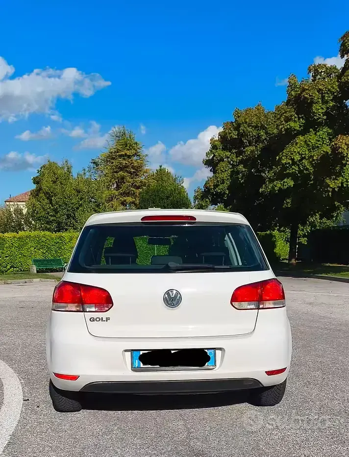 Usata VW Golf VII 80 CV (58 kW) 2015 Bianco Berlina
