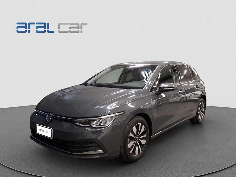 Grigio Usata 2023 VW Golf VIII Move Tre volumi | 27.900 € (Buon prezzo) - Immagine 1/4