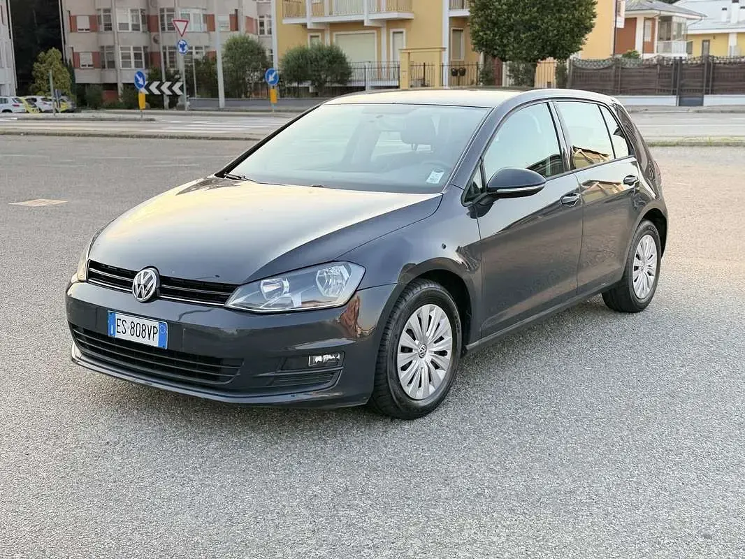Usata VW Golf VII Comfortline 105 CV (77 kW) 2014 Berlina