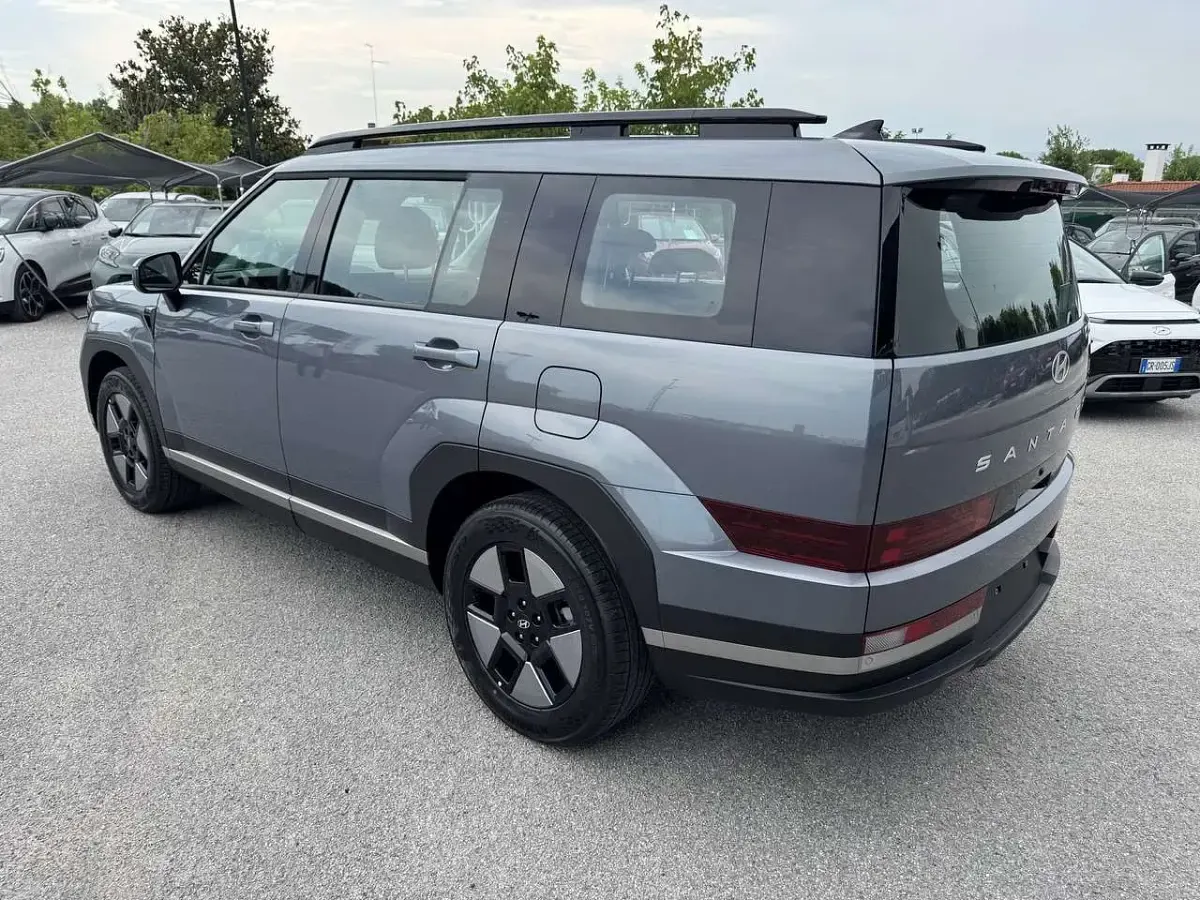 Nuova Hyundai Santa Fe 239 CV (175 kW) 2026 Blu/azzurro SUV