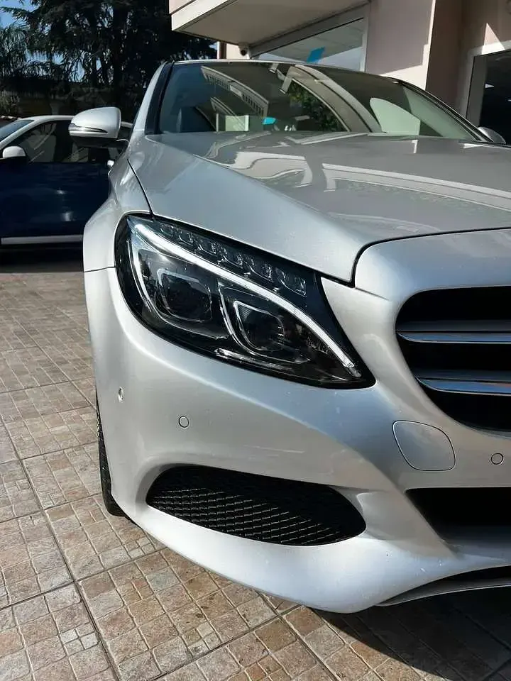 Usata Mercedes C220 170 CV (125 kW) 2019 Other Berlina