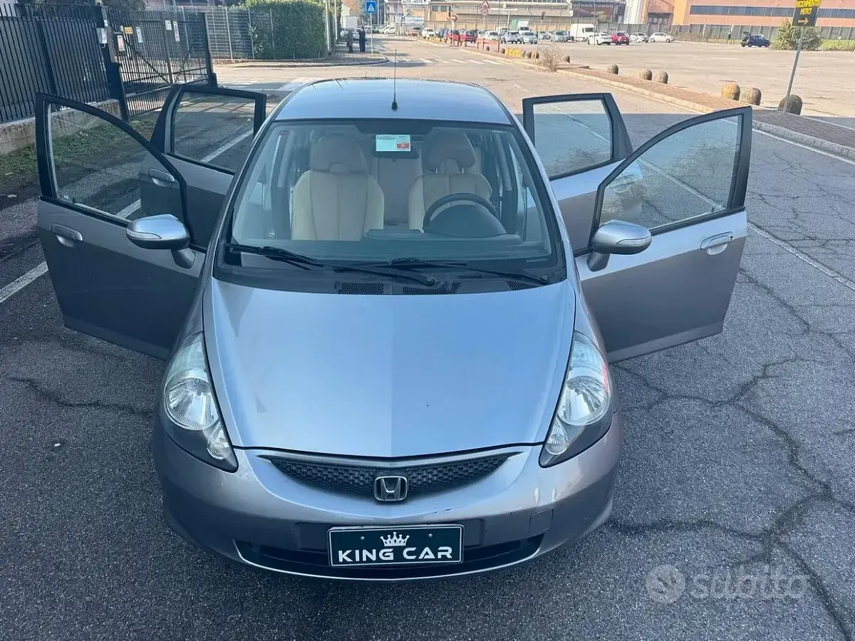 Usata Honda Jazz LS 83 CV (61 kW) 2006 Utilitaria