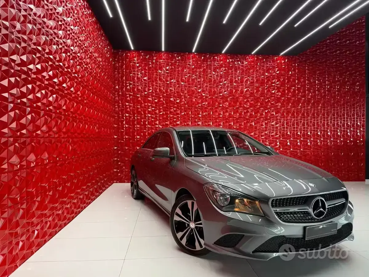 Usata Mercedes CLA200 Executive 136 CV (100 kW) 2014 Grigio Berlina