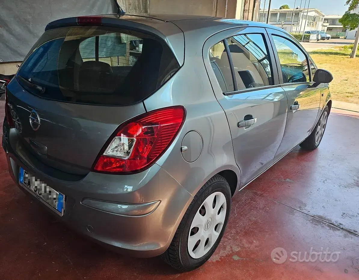 Usata Opel Corsa 85 CV (62 kW) 2015 Grigio Utilitaria