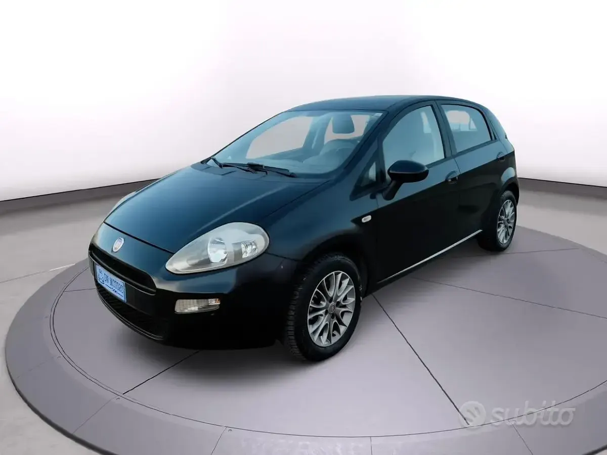 Usata Fiat Punto 77 CV (56 kW) 2013 Utilitaria