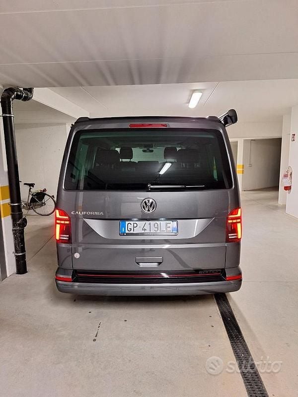 Usata VW California Edition 150 CV (110 kW) 2024 Grigio Furgone