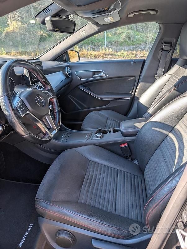Usata Mercedes CLA200 Premium 136 CV (100 kW) 2015 Nero Berlina
