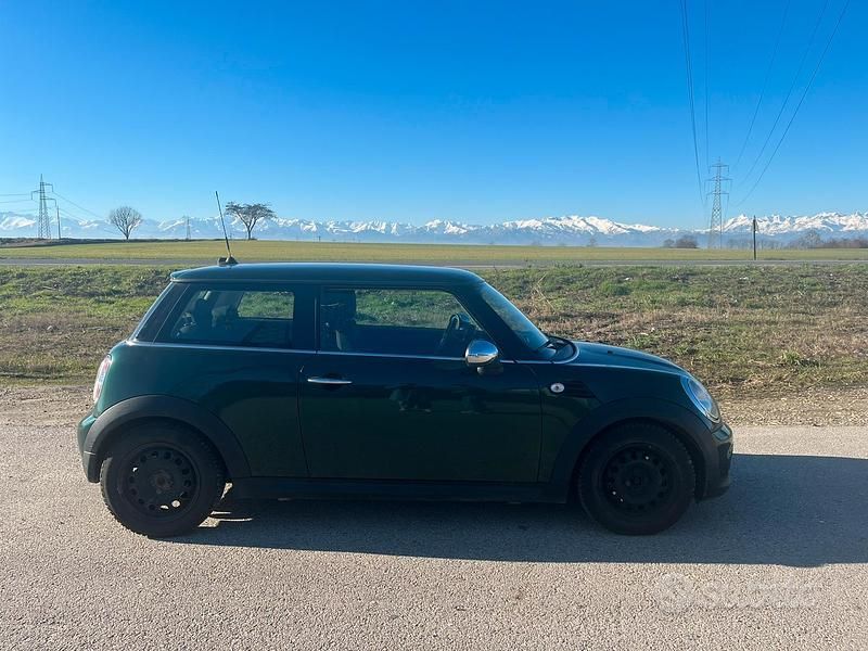 Usata Mini One D 90 CV (66 kW) 2011 Verde Utilitaria