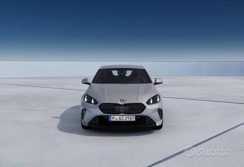 Nuova BMW 118 M Sport 150 CV (110 kW) 2025 Grigio Utilitaria