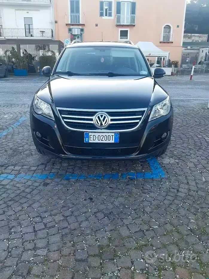 Usata VW Tiguan 140 CV (102 kW) 2011 Nero SUV