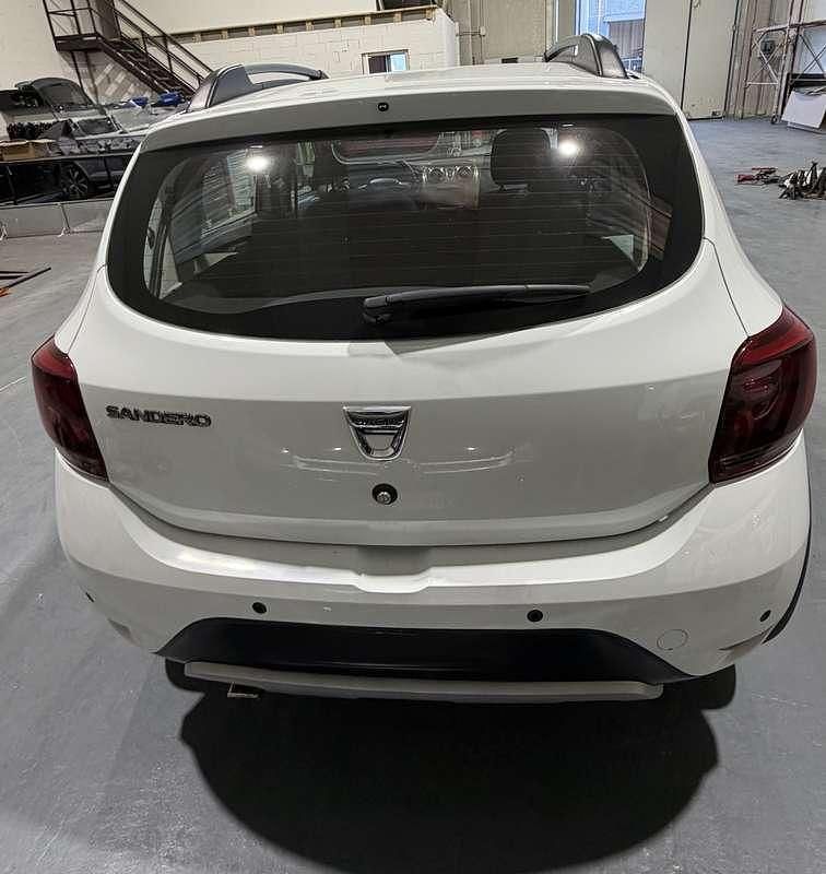 Usata Dacia Sandero Prestige 90 CV (66 kW) 2017 Bianco Berlina