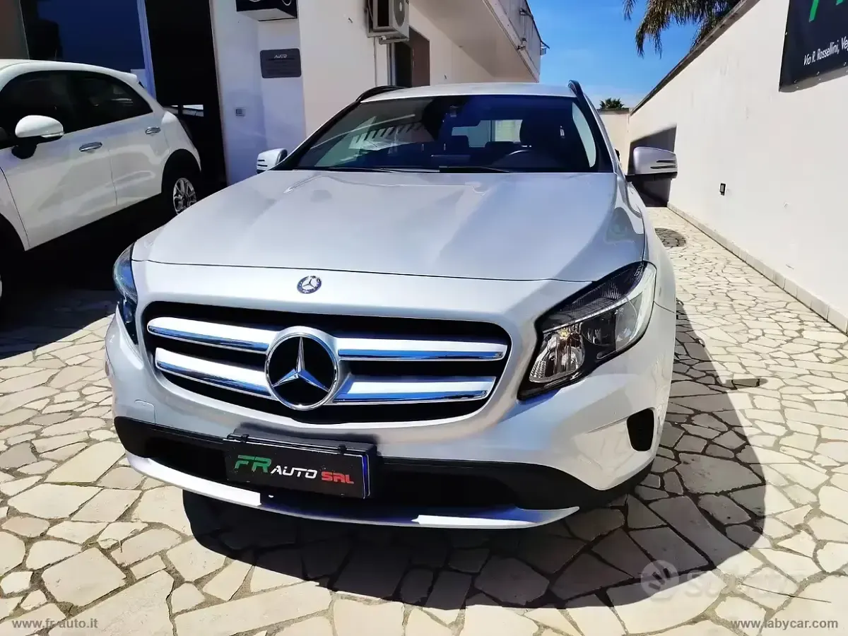 Begagnad Mercedes GLA180 Premium 109 HK (80 kW) 2016 SUV