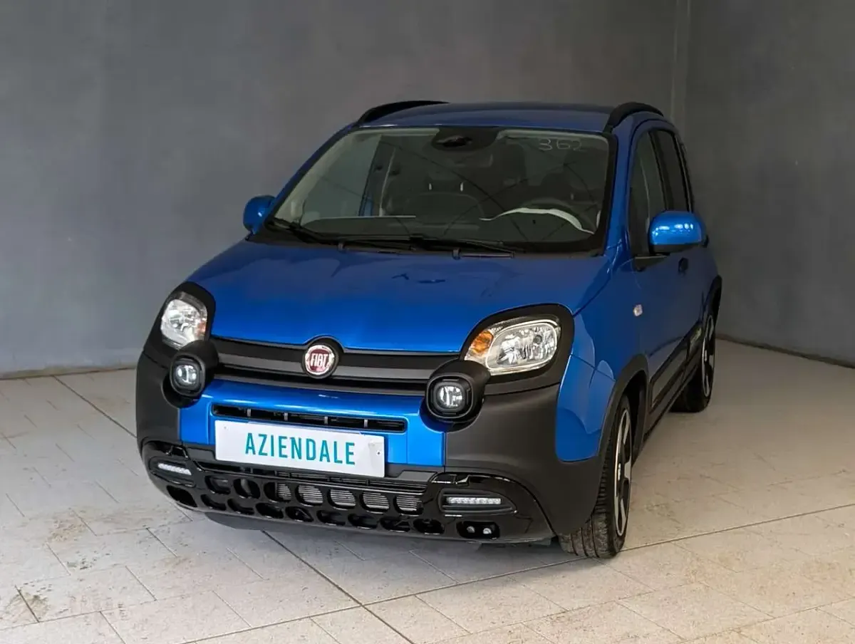 Usata Fiat Panda Cross Cross 70 CV (51 kW) 2025 Utilitaria