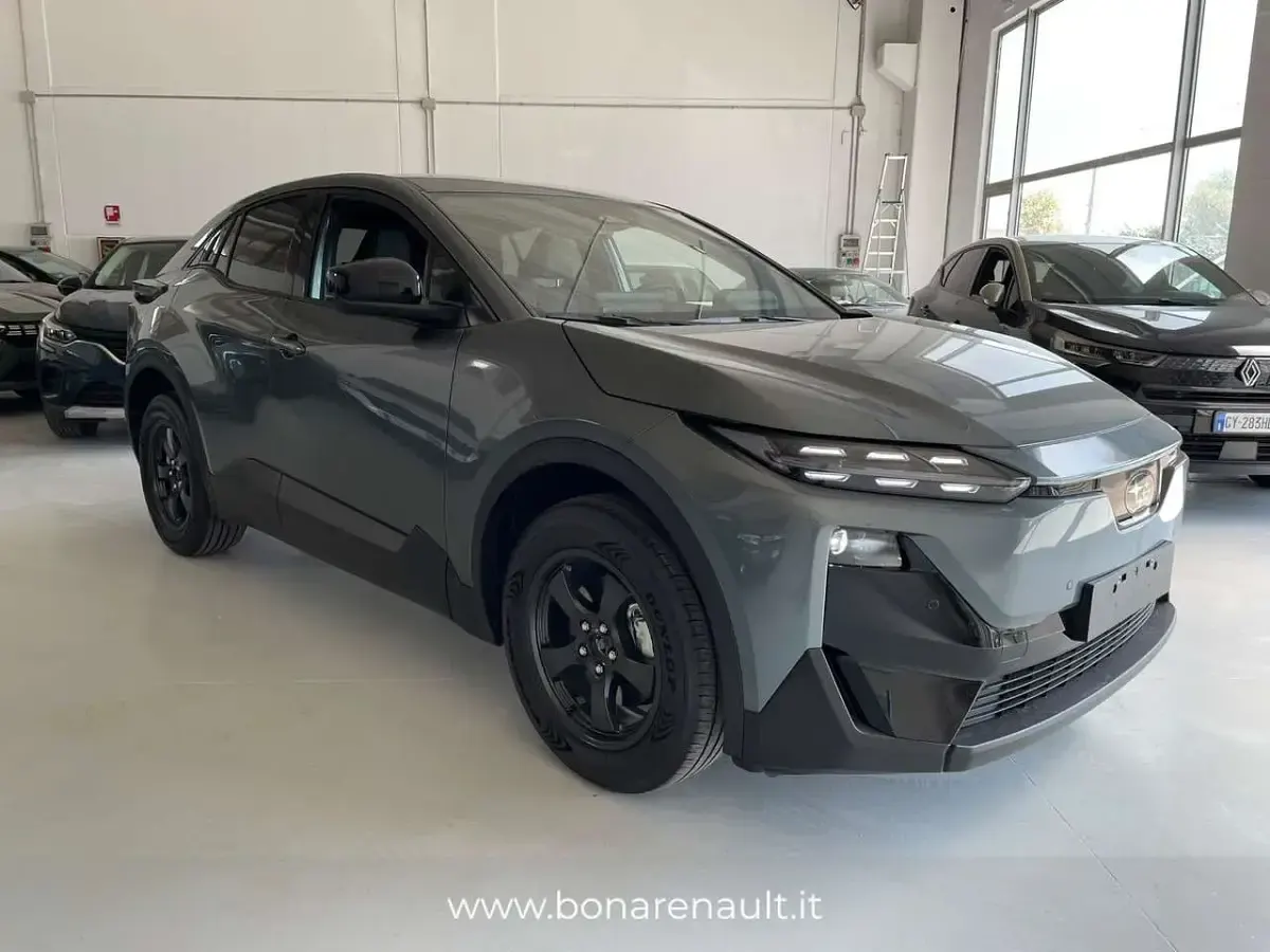 Nuova Subaru Uncharted 122 kW (167 CV) 2026 Grigio SUV