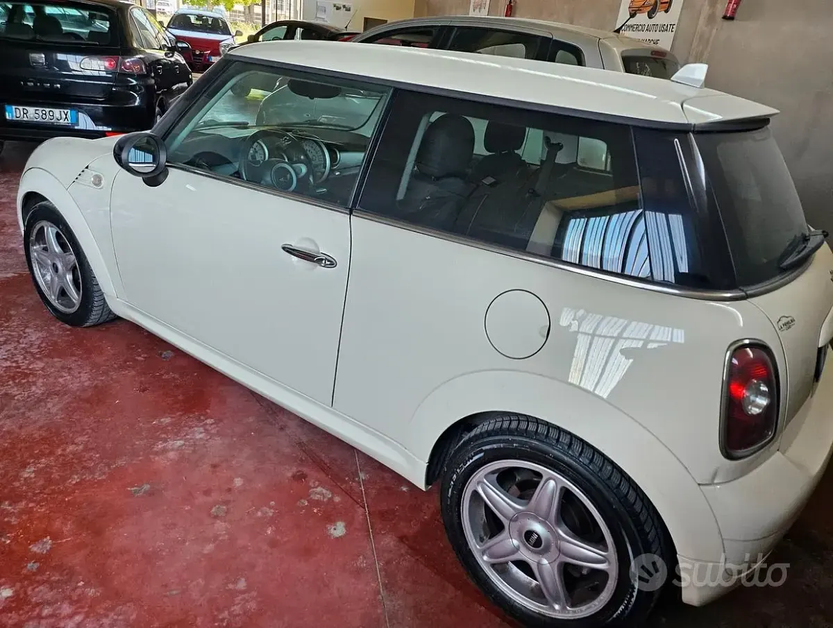Usata Mini ONE Pepper 90 CV (66 kW) 2008 Beige Utilitaria