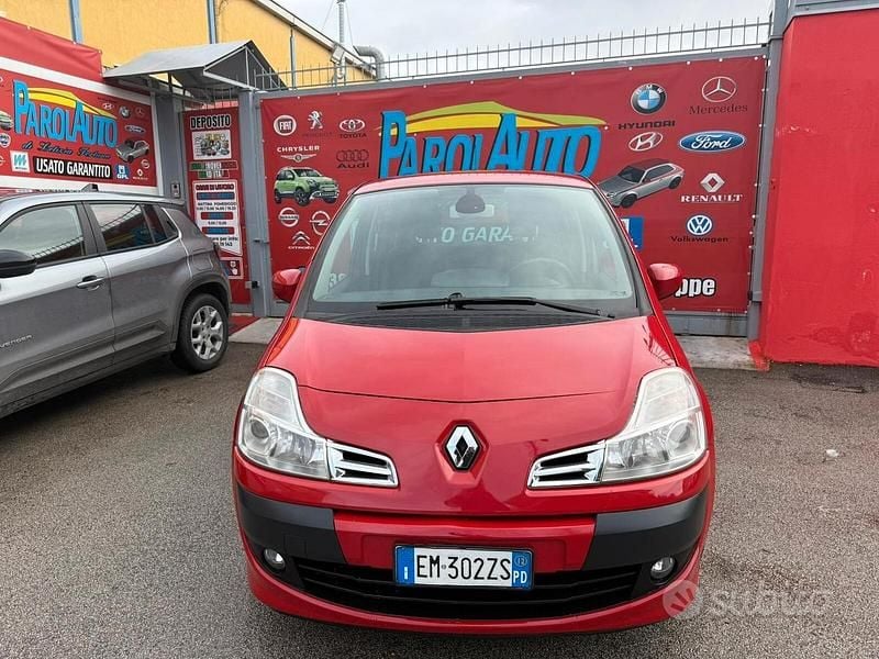 Usata Renault Modus 113 CV (83 kW) 2012 Rosso Monovolume