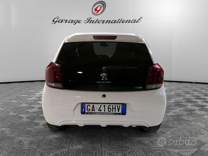 Usata Peugeot 108 Allure 72 CV (52 kW) 2020 Bianco Berlina