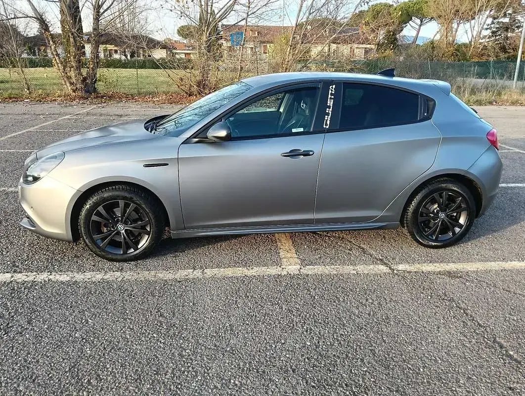 Usata Alfa Romeo Giulietta Sprint 120 CV (88 kW) 2016 Utilitaria