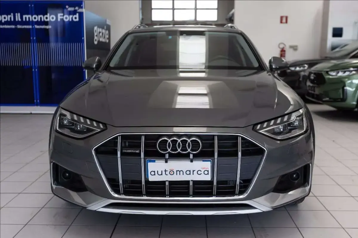 Usata Audi A4 Allroad Ambiente 204 CV (150 kW) 2022 Grigio metallizzato Station wagon