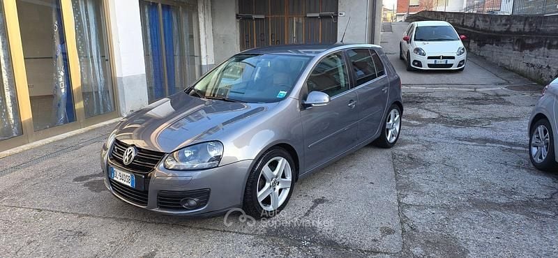 Usata VW Golf GT 140 CV (102 kW) 2008 Berlina