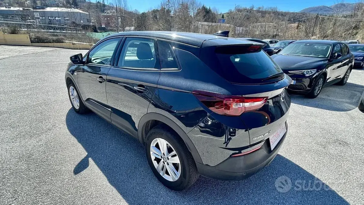 Usata Opel Grandland X 131 CV (96 kW) 2019 Grigio SUV