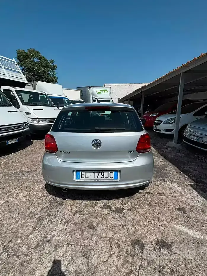 Usata VW Polo Comfortline 90 CV (66 kW) 2012 Grigio Utilitaria