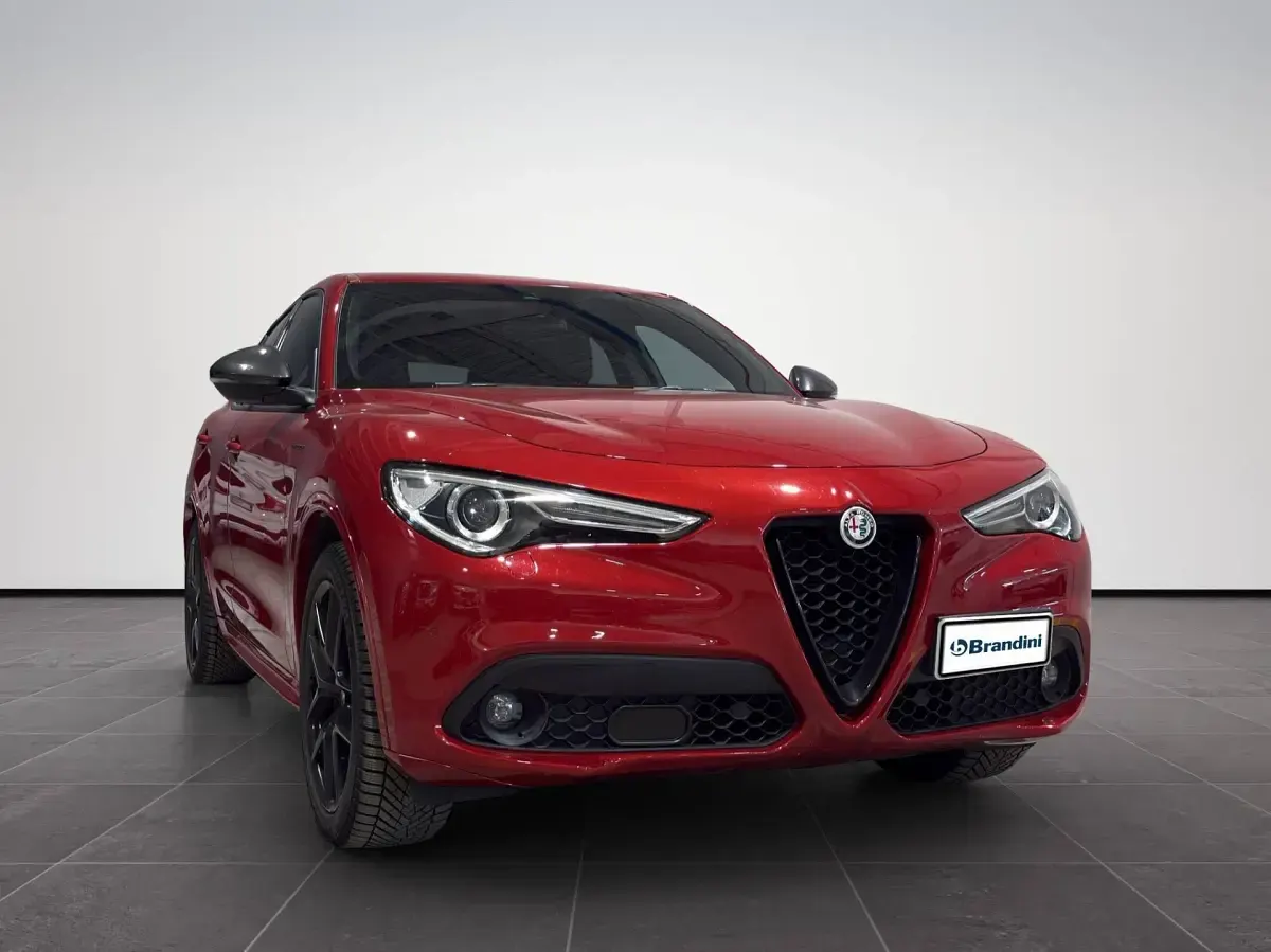 Usata Alfa Romeo Stelvio Veloce 209 CV (153 kW) 2020 Rosso SUV