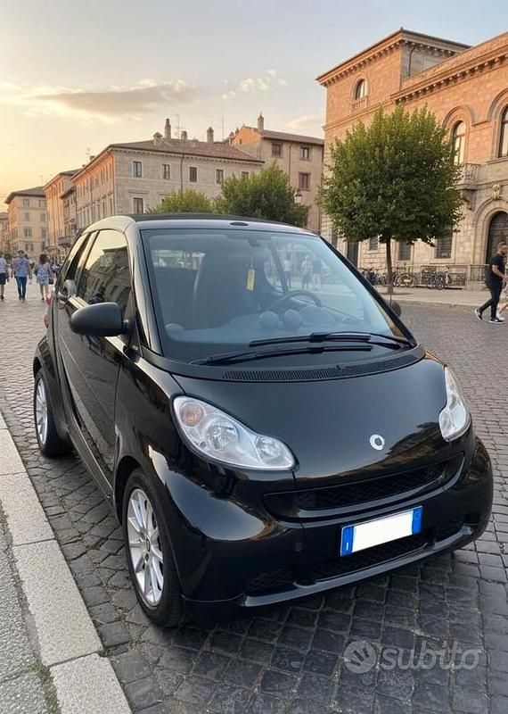 Usata Smart ForTwo Cabrio Passion 54 CV (39 kW) 2011 Nero Cabrio