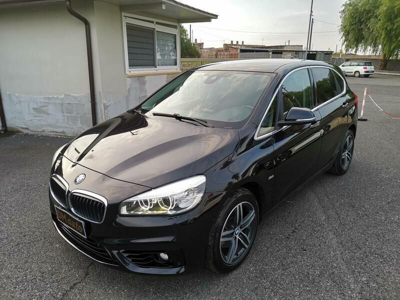 Nero Usata 2017 BMW 216 Active Tourer Sport Line Monovolume | 13.500 € (Molto cara) - Immagine 1/4