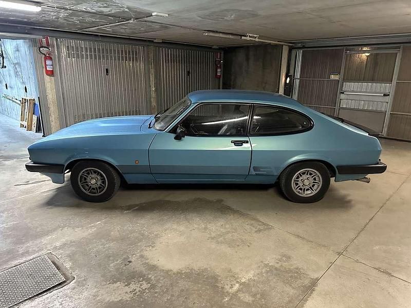 Begagnad Ford Capri S 90 HK (66 kW) 1979 Blå Sportkupé