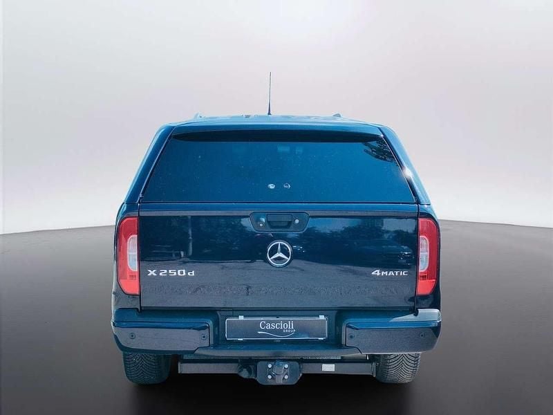 Usata Mercedes X250 Progressive 190 CV (139 kW) 2017 Blu Pick-up