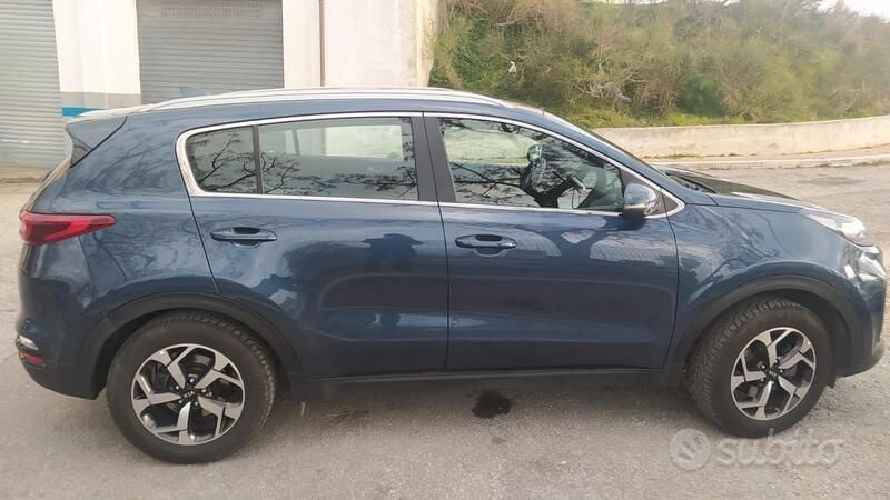 Usata Kia Sportage 132 CV (97 kW) 2020 Blu/azzurro SUV