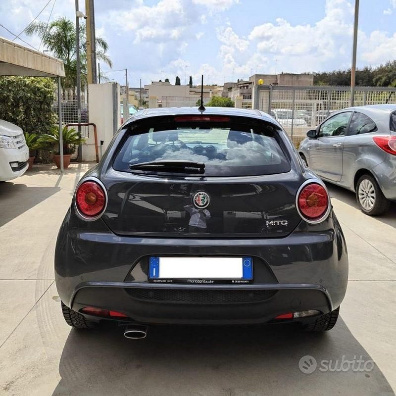 Usata Alfa Romeo MiTo 95 CV (69 kW) 2018 Grigio Utilitaria