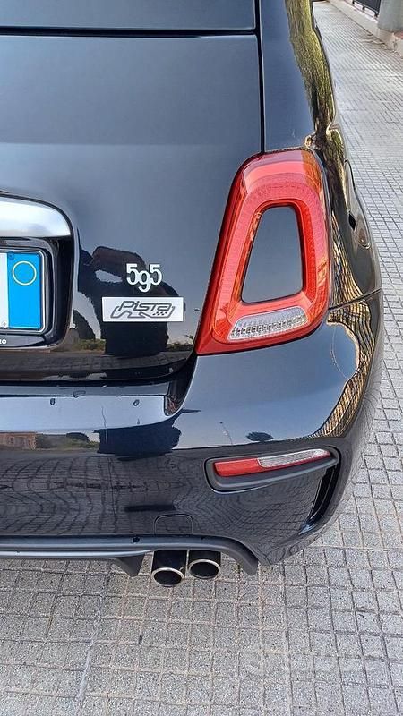 Usata Fiat 500 Abarth 165 CV (121 kW) 2019 Nero Utilitaria