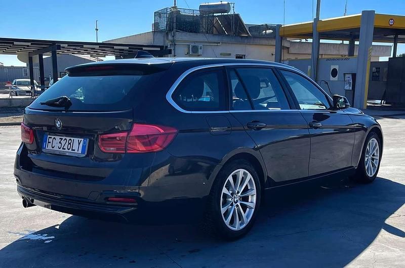Usata BMW 318 Sport Line 150 CV (110 kW) 2016 Nero Station wagon