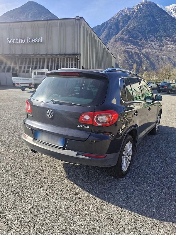 Usata VW Tiguan 140 CV (102 kW) 2010 Nero SUV
