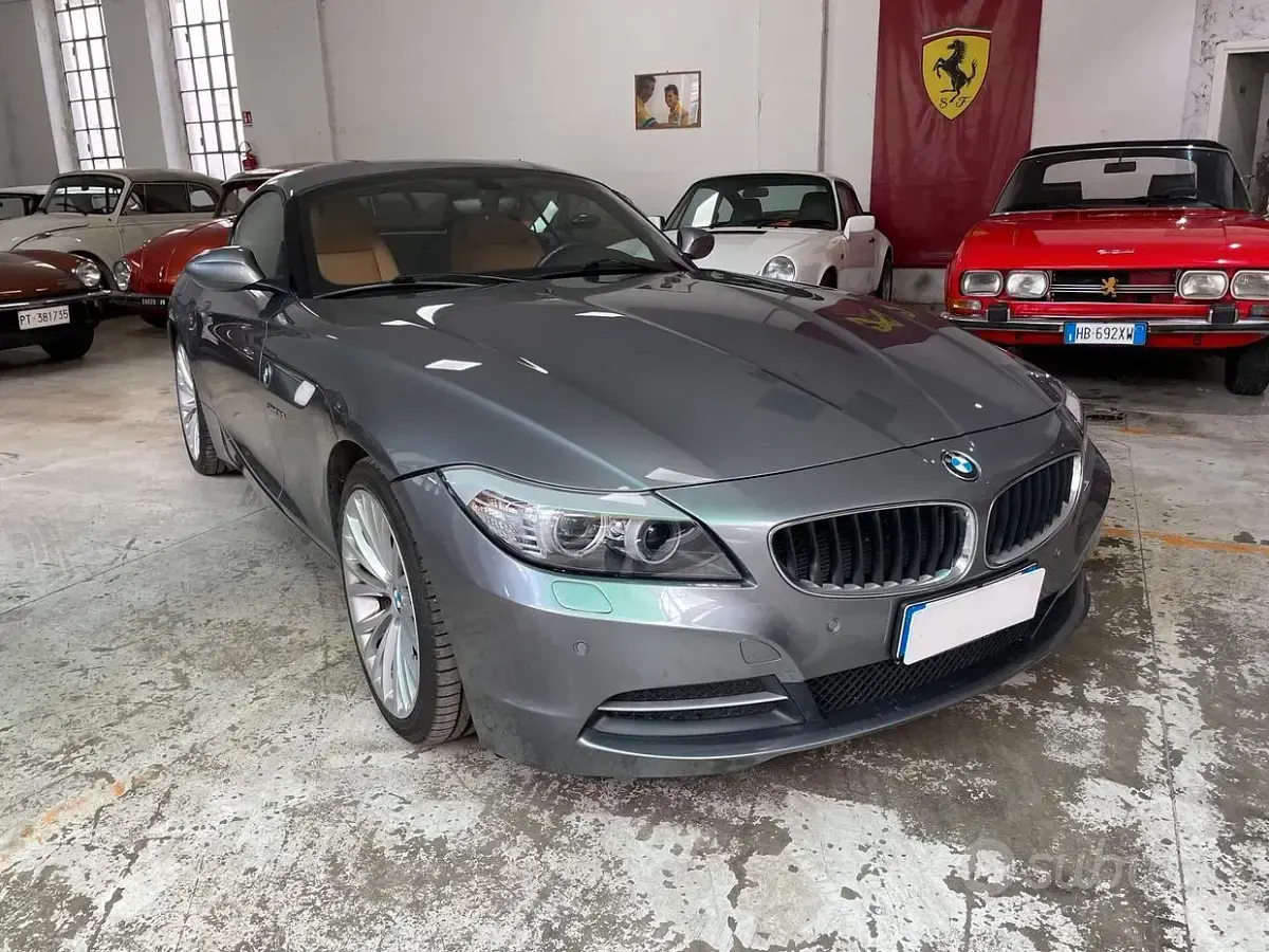 Usata BMW Z4 258 CV (189 kW) 2011 Grigio Cabrio