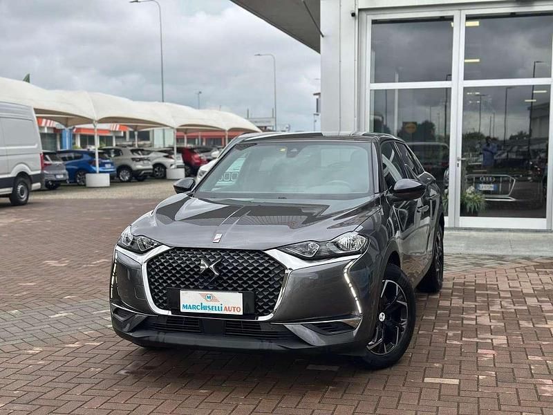 Grigio Usata 2021 DS Automobiles DS3 Crossback E-Tense So Chic SUV | 16.900 € (Ottimo prezzo) - Immagine 1/4