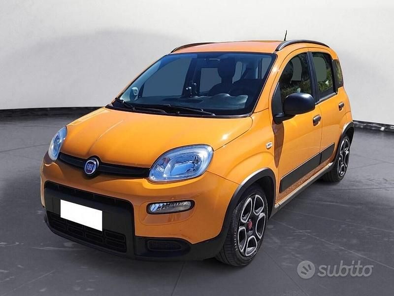 Arancione Usata 2021 Fiat Panda City Life Due volumi | 11.865 € (Cara) - Immagine 1/4