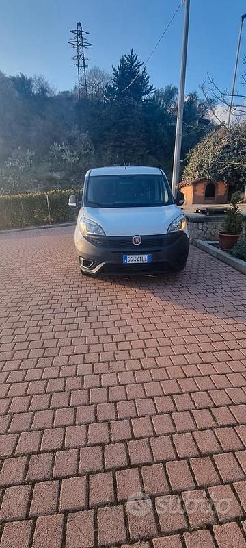 Usata Fiat Doblò 90 CV (66 kW) 2015 Monovolume